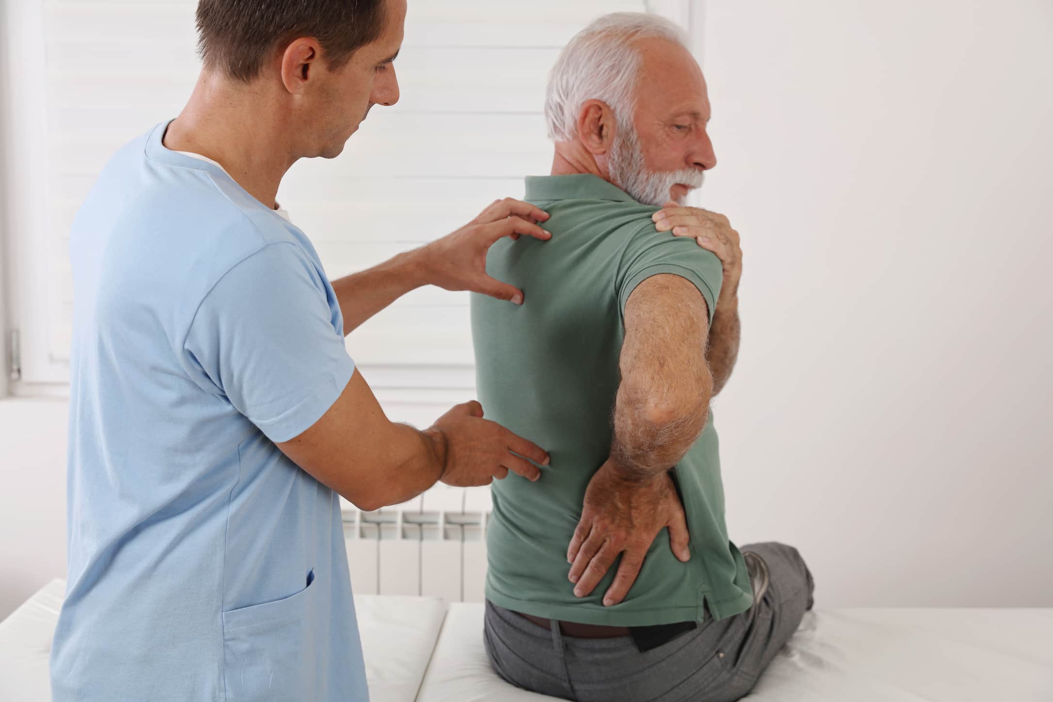 Procedimiento de tratamiento de la estenosis espinal turqua