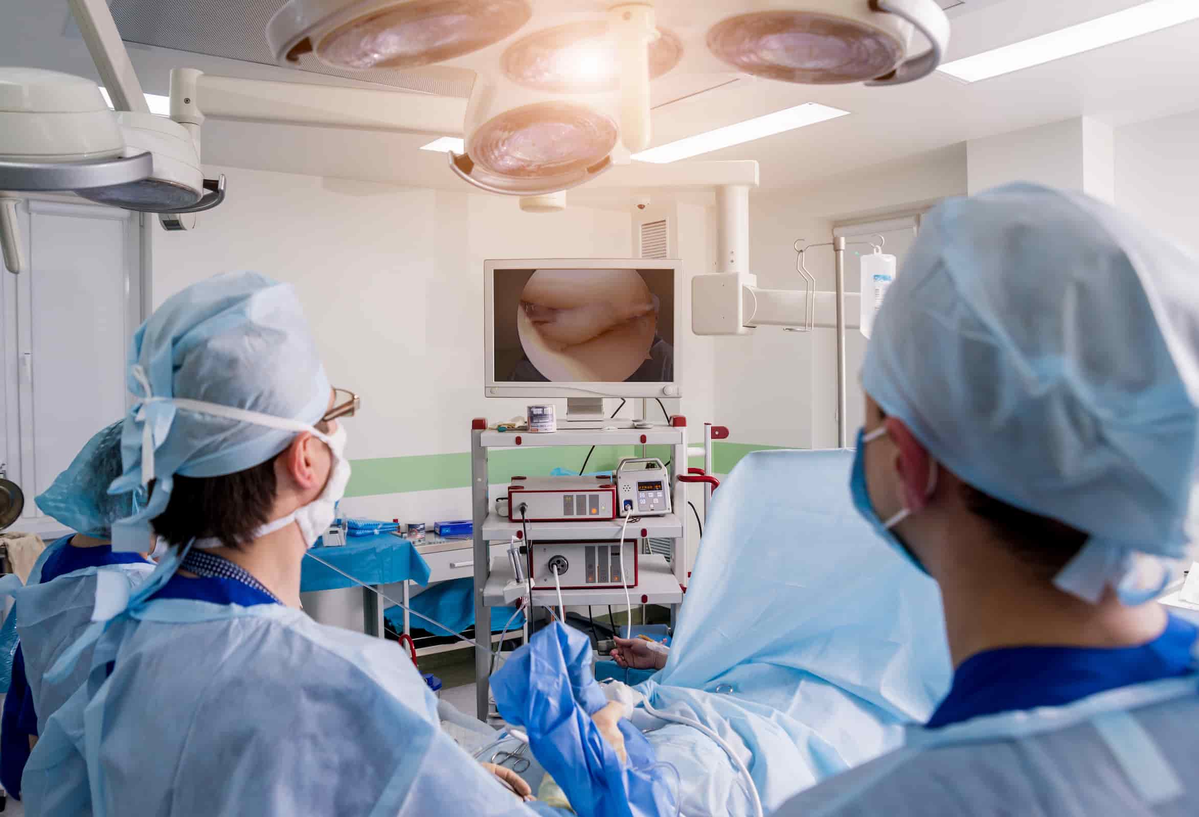 Procédure chirurgicale de méniscectomie en turquie