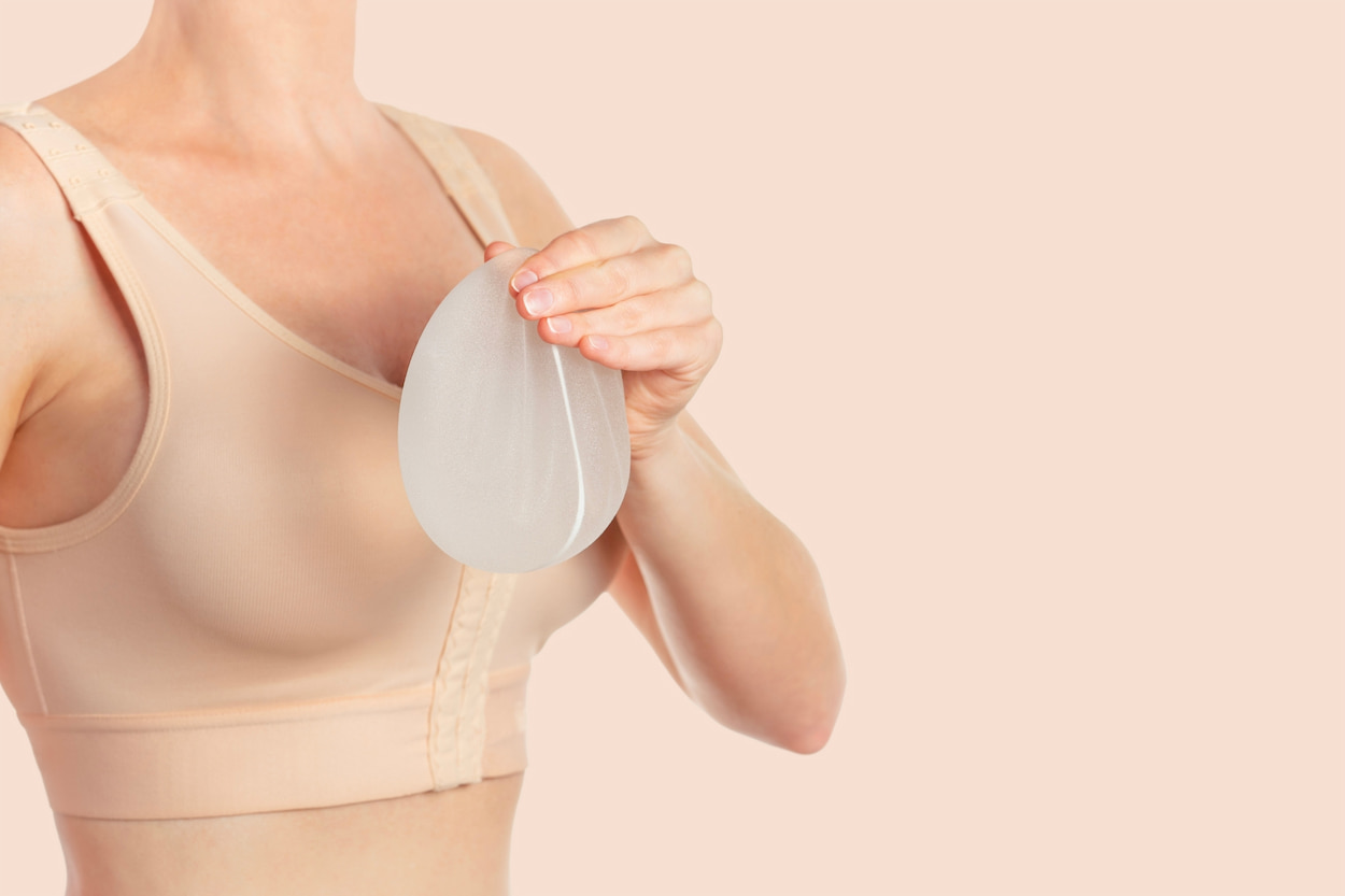 fly after breast augmentation