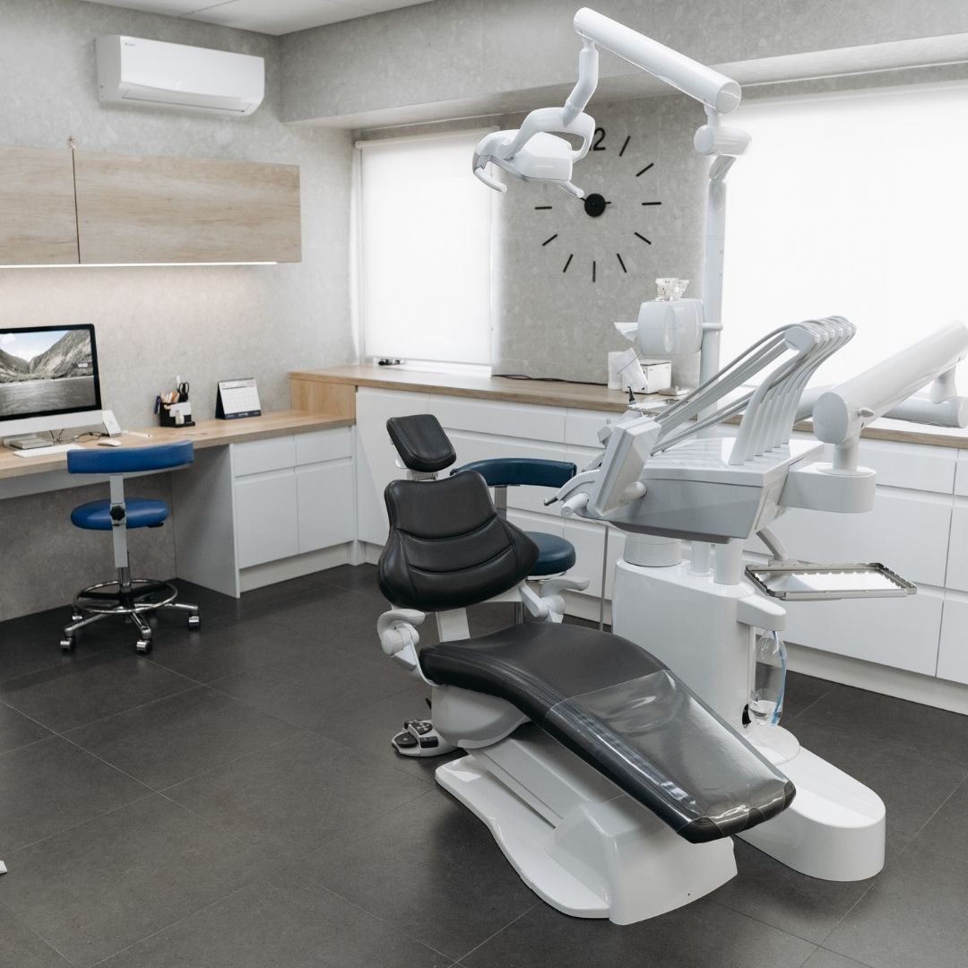 Best Clinics for Dental Crowns in Turkey