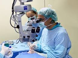 Best Clinics for Cataract Surgery in Turkey