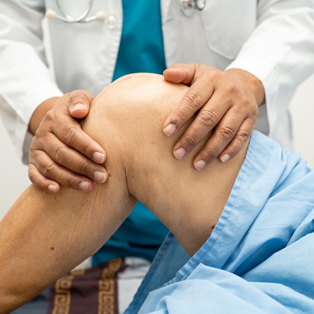 Best Clinics for Knee Replacement Surgery in Turkey